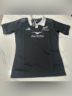 Adidas All Blacks Men’s New Zealand National Rugby Team Retails For $95